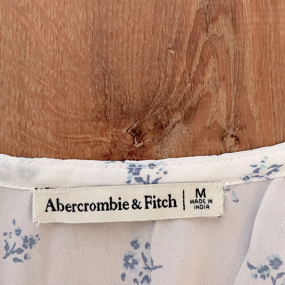 Blouse - Picture 4 of 4